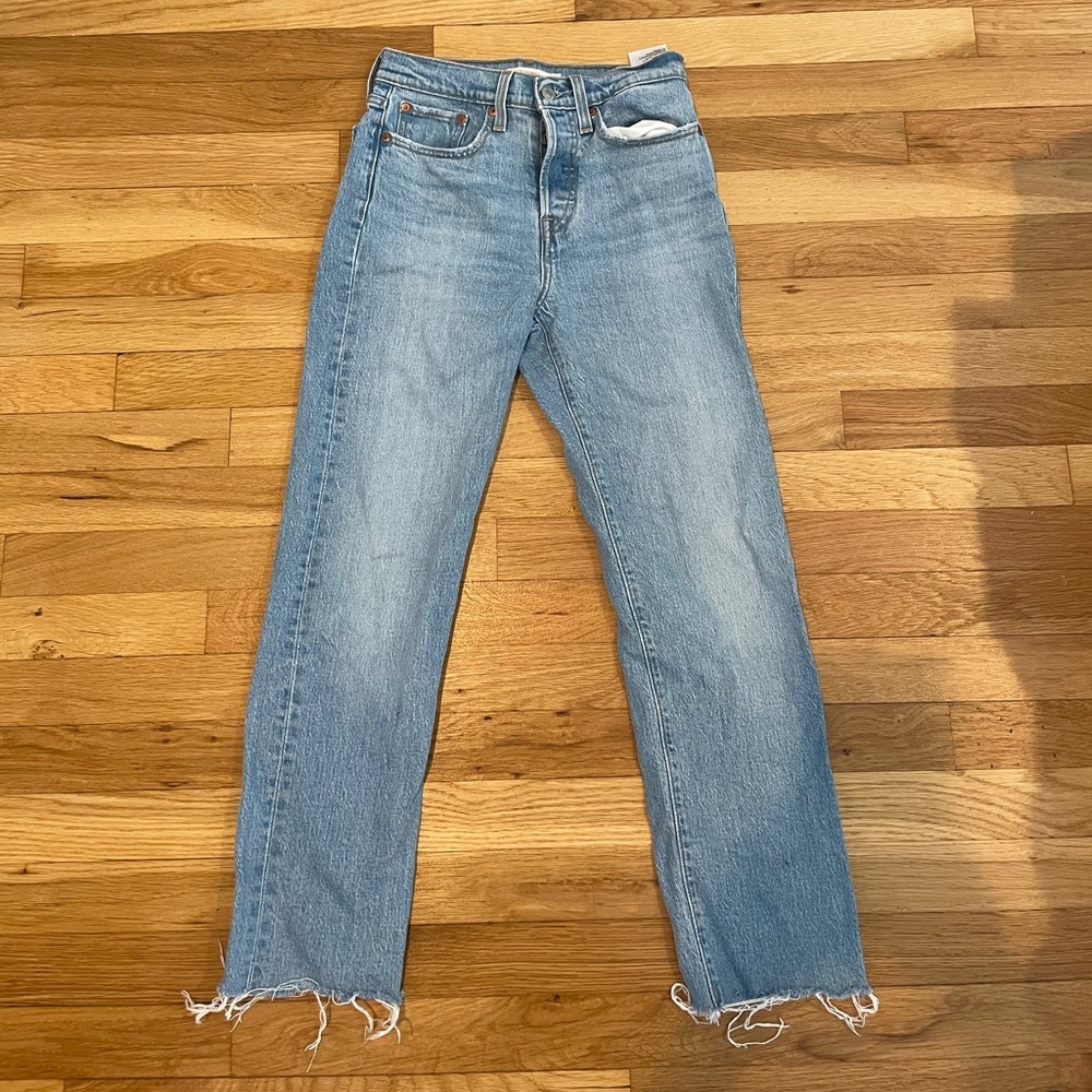 Levi’s Women’s Wedgie Straight Jeans (Size 24)